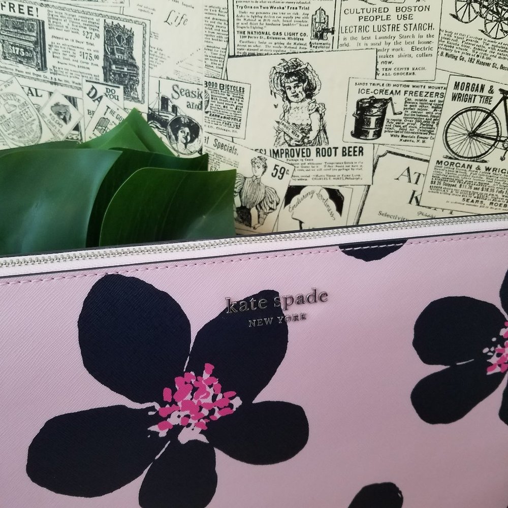 Kate Spade Cameron Grand FLora Laptop Case - Picture 8 of 9